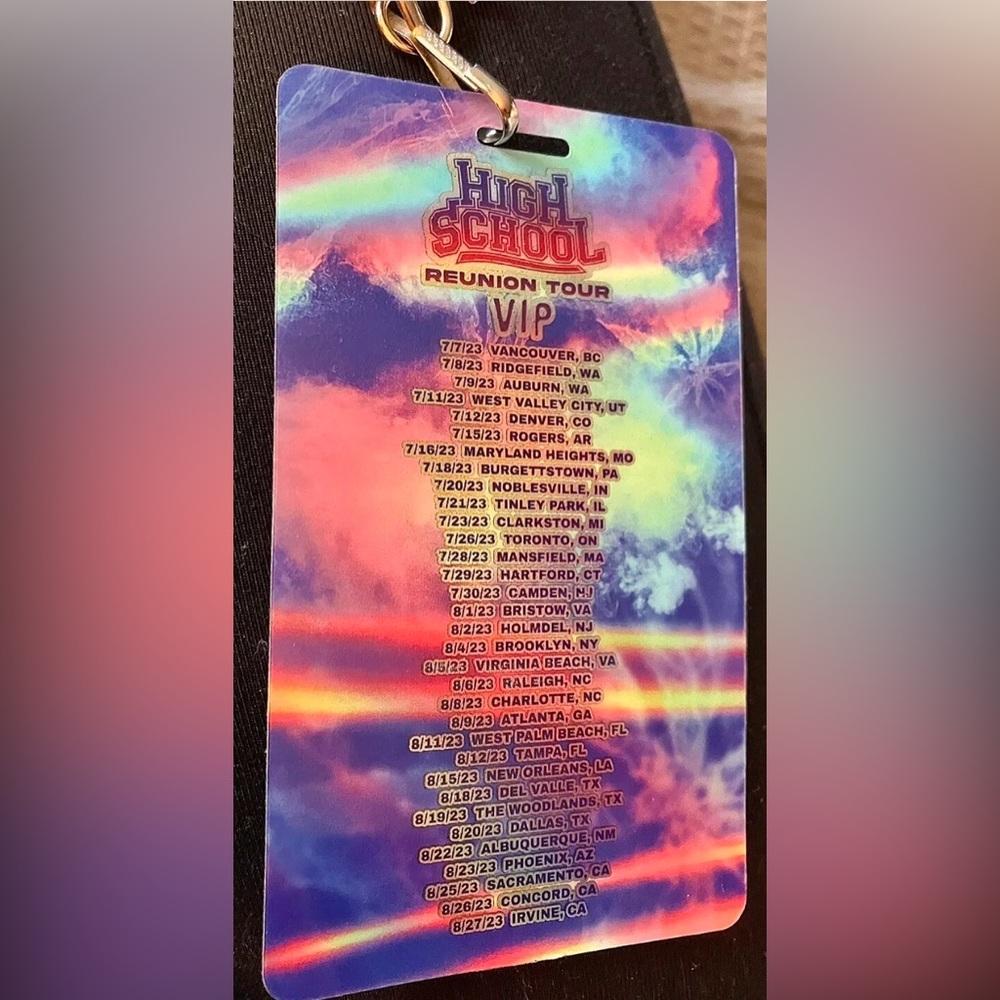 Snoop Dogg VIP Hologram Badge Lanyard 8/27/2023 Show High School Tour NEW - Picture 4 of 5